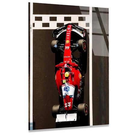 Kırmızı Formula 1 Arabası Cam Tablo – Motorsport Duvar Dekoru 35x50 cm