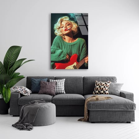 Gitarlı Sarışın Kadın Cam Tablo 35x50 cm