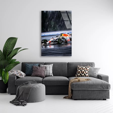 Red Bull Beyaz Livery Yağmurda F1 Cam Tablo – Formula 1 Duvar Dekoru 35x50 cm