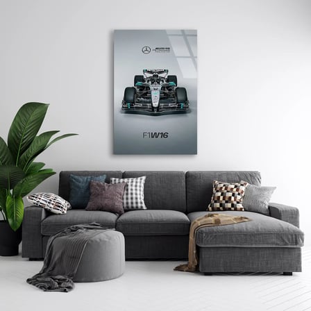 Mercedes F1 W16 Önden F1 Cam Tablo – Formula 1 Duvar Dekoru 35x50 cm