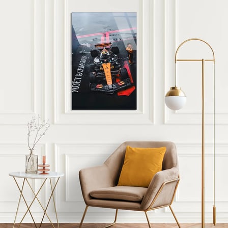McLaren Üstten Gece Yağmuru F1 Cam Tablo – Formula 1 Duvar Dekoru 60x90 cm