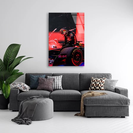 Red Bull Zafer Kıvılcımı F1 Cam Tablo – Formula 1 Duvar Dekoru 35x50 cm