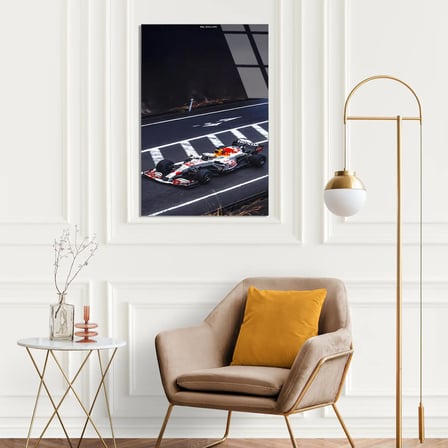 Red Bull Gece Start Çizgisi F1 Cam Tablo – Formula 1 Duvar Dekoru 35x50 cm