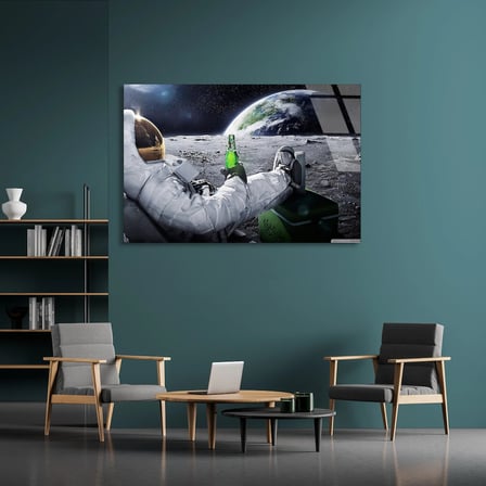 Ayda Uzanan Astronot Cam Tablo 50x35 cm