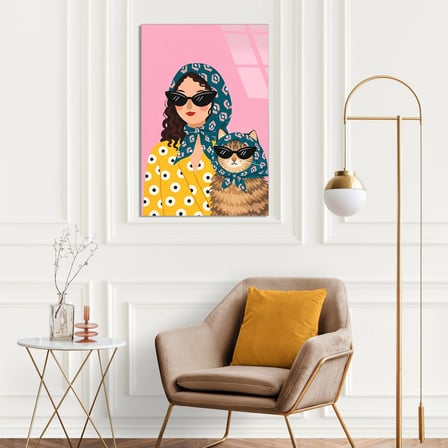 Kadın Ve Kedi Cam Tablo 35x50 cm