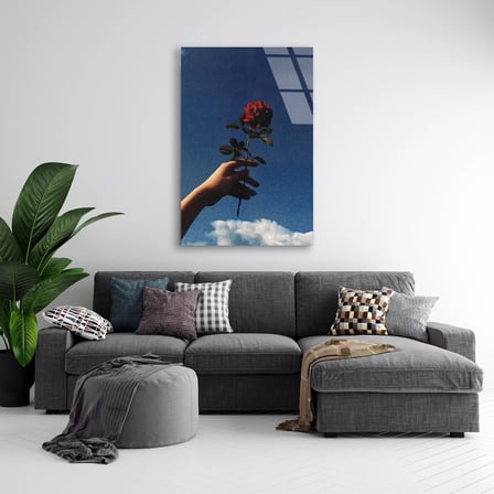 Gökyüzüne Uzanan Kırmızı Gül Cam Tablo 35x50 cm