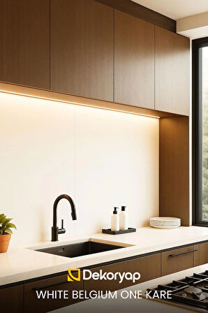 White Belgium One Düz Beyaz Kare Pvc Duvar Paneli 122 x 122 cm