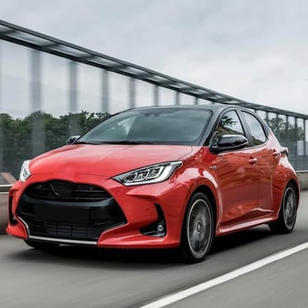 Ön Cam Silecek Takımı 60X40Cm Yaris Ile Uyumlu 2020-2024