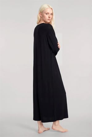 Kadın Siyah Yumuşak Dokulu Dökümlü Uzun Kimono Şık ve Rahat Ev Giyim