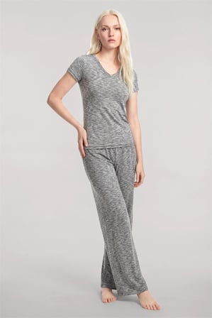 Kadın Gri V Yaka Yumuşak Dokulu Pijama Takımı Rahat Günlük Ev Giyim Seti