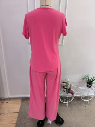 Kadın Kısa Kollu Kayık Yaka önü Asimetrik Detaylı Kısa Sandy Bluz Ve Pantolon Ikili Takım