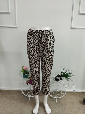 Kadın Yüksek Bel Bağcıklı Leopar Desenli Modal Pantolon