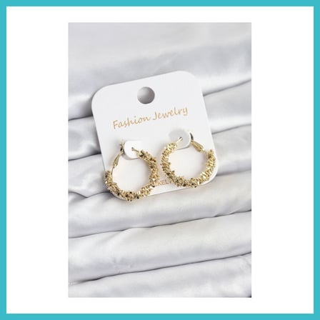 DEFNE STORE Pirinç Gold Renk Küçük Tırtıklı Halka Model Kadın Küpe DFNBEZ