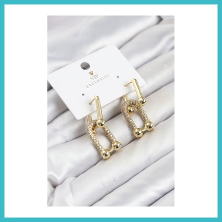 DEFNE STORE Gold Renk VIP Seri Tifani Zirkon Taşlı Kadın Küpe DFNBEZ
