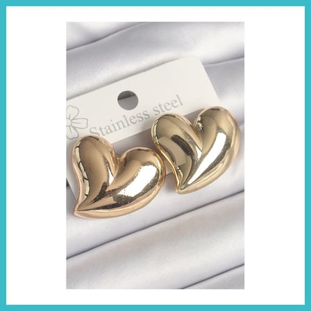 DEFNE STORE Pirinç Gold Renk Bomba Kalp Model Kadın Küpe DFNBEZ