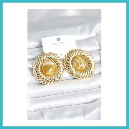 DEFNE STORE Pirinç Gold Renk Kehribar Boncuklu Vintage Kadın Küpe DFNBEZ