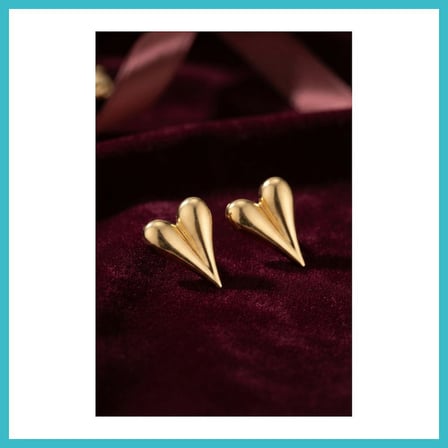 DEFNE STORE 316L Çelik Gold Renk Kalp Model Küpe DFNBEZ