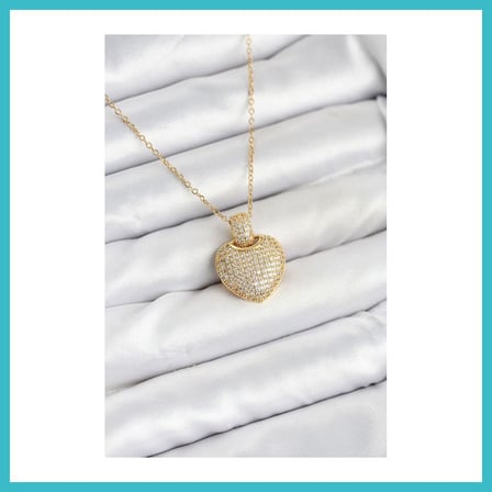 DEFNE STORE 316L Çelik Zincir Gold Renk Zirkon Taşlı Kalpli Kadın Kolye DFNBEZ