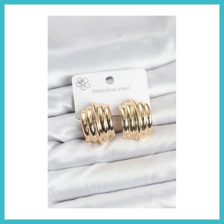 DEFNE STORE Vintage Model 316L Çelik Gold Renk Kadın Küpe DFNBEZ