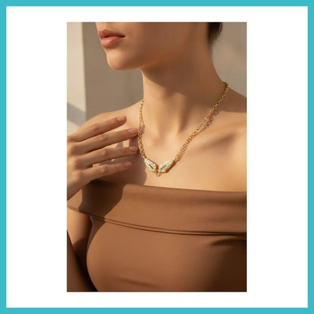 DEFNE STORE Pirinç Gold Renk Zirkon Taşlı Serenay Kolye DFNBEZ