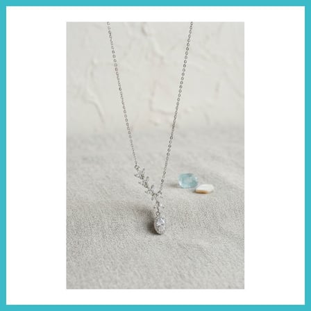 DEFNE STORE Pirinç Gümüş Renk Sıralı Zirkon Taşlı Model Kadın Kolye DFNBEZ