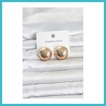 DEFNE STORE 316L Çelik Gold Renk Top Model Kadın Küpe DFNBEZ