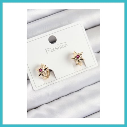 DEFNE STORE Pirinç Zirkon Taşlı Yıldız Model Gold Renk Çocuk Küpe DFNBEZ