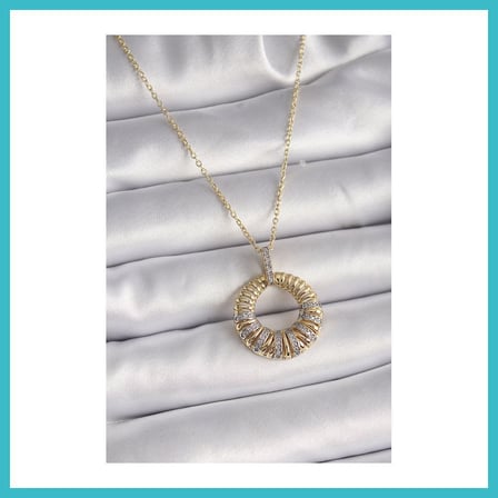 DEFNE STORE 316L Çelik Gold Renk Zincir Gümüş Zirkon Taşlı Daire Model Kadın Kolye DFNBEZ