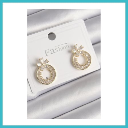 DEFNE STORE Pirinç Gold Renk Zirkon Taşlı Halka Model Çiçek Figür Kadın Küpe DFNBEZ