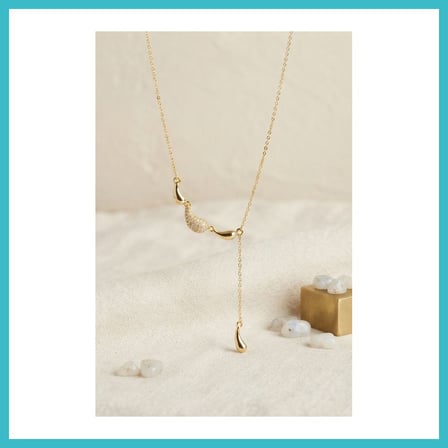 DEFNE STORE Pirinç Gold Renk Zirkon Taşlı Damla Model Kadın Kolye DFNBEZ
