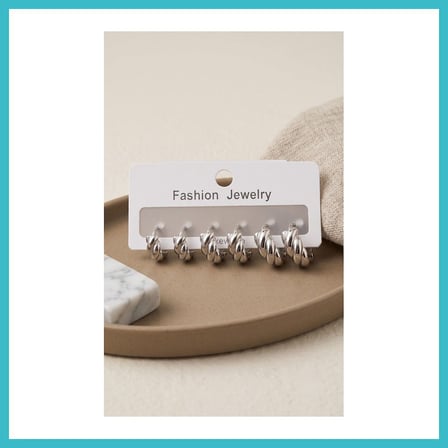DEFNE STORE Pirinç Gümüş Renk Minimal Tırtıklı Küpe Seti DFNBEZ