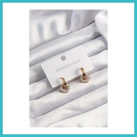 DEFNE STORE 316L Çelik Gold Renk Zirkon Taşlı Halka Model Küpe DFNBEZ