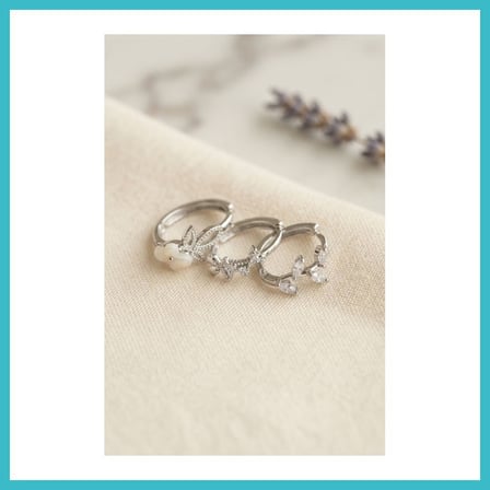 DEFNE STORE 3 lü Set Çiçek Model Gümüş Renk Kadın Küpe DFNBEZ