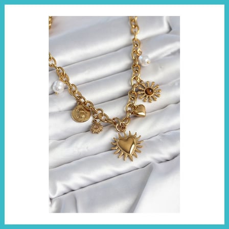 DEFNE STORE 316L Çelik Gold Renk Charmlı Model Kadın Kolye DFNBEZ