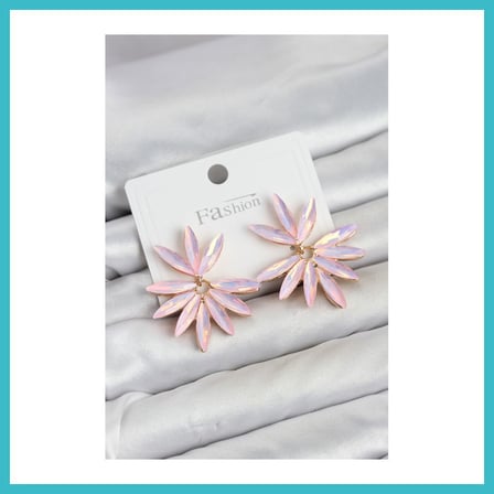 DEFNE STORE Pembe Renk Kristal Taşlı Lotus Model Kadın Küpe DFNBEZ