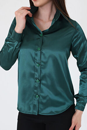 Kadın Hafif Dökümlü Zümrüt Yeşil Saten Gömlek