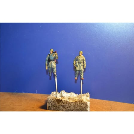Dragon 6194, 1/35 Tank İmha Ekibi Wiking Timi (Macaristan 1945) Figür Plastik Maketi