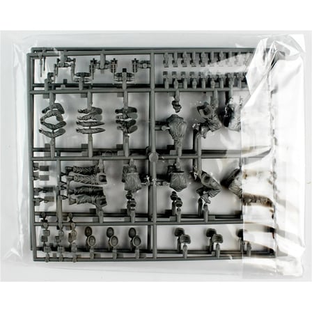 Dragon 6250, 1/35 7.5cm PaK 40 Geç Tip Çekili Top Ve Mürettebatı Plastik Maketi