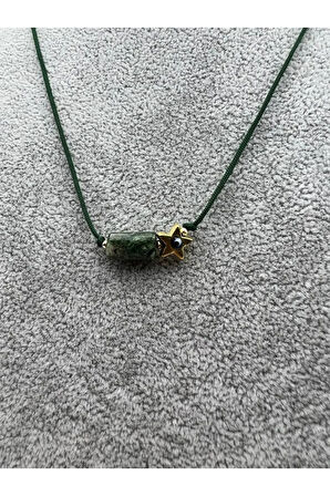 Zümrüt Doğal Taş Kolye Yıldız Obje Detaylı Makrome Kilit Sistemi El İşçiliği