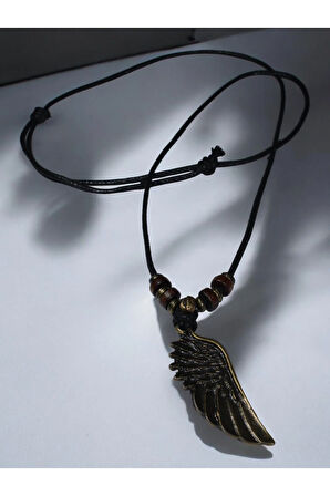 El Yapımı Kanat Kolye – Ayarlanabilir Pamuk İpli & Ahşap Boncuklu