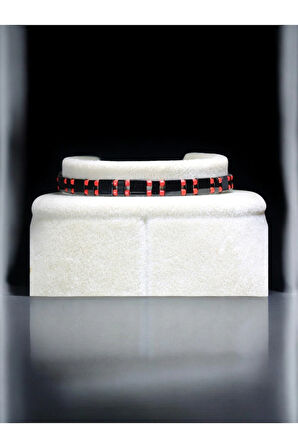 Tila Boncuklarla Zarif Ve Renkli Bileklikler Serisi - Kırmızı Miyuki - Siyah Tila