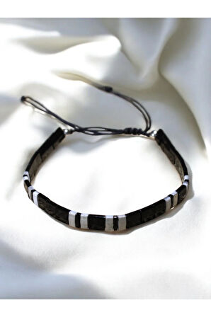 Tila Boncuklarla Zarif ve Renkli Bileklikler Serisi - Siyah -Beyaz Tila