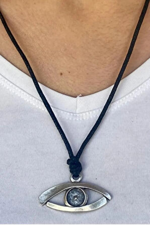 Göz Figürlü Bohem Kolye – Antik Görünümlü Zamak Tasarım, Ayarlanabilir Pamuk İp