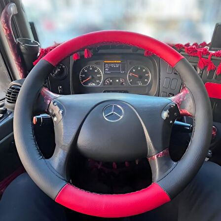 DİKİŞLİ DİREKSİYON KILIFI İTHAL SİYAH DERİ BAYRAK KIRMIZI DERİ SİYAH DİKİŞLİ MERCEDES TIR KAMYON