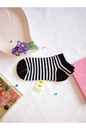 3 ÇİFT PATİK ÇORAP DİKİŞSİZ BURUN KADIN PAMUKLU KISA KONÇ DESENLİ 36-40 SİYAH BEYAZ