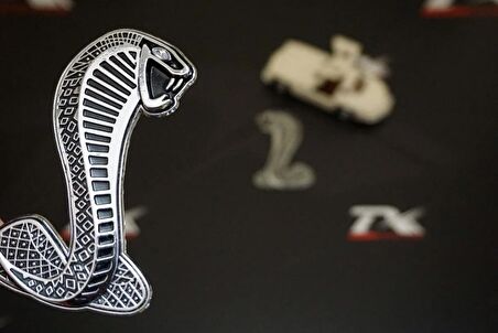 DK Tuning Mustang Shelby Kobra Çamurluk Metal Logo Ford İle Uyumlu