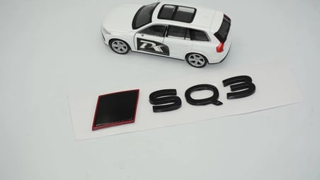 DK Tuning SQ3 2025+ Bagaj Siyah Yazı Logo Arma Audi İle Uyumlu