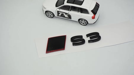 DK Tuning S3 2025+ Bagaj Siyah Yazı Logo Arma Audi İle Uyumlu