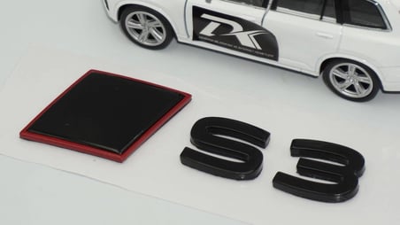 DK Tuning S3 2025+ Bagaj Siyah Yazı Logo Arma Audi İle Uyumlu