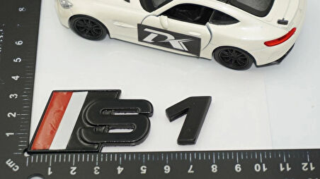DK Tuning S1 Siyah Gri Kırmızı Bagaj Logo Audi İle Uyumlu